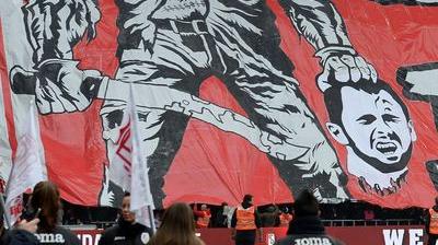 L'impressionnant tifo des supporters d'Anderlecht avant le derby