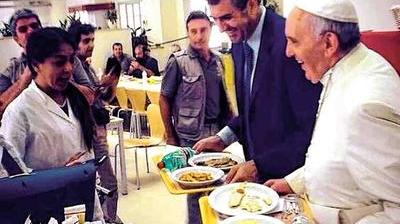 Le pape François en toute simplicité (Photos) D-20170317-3DLGE9